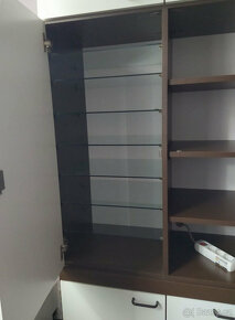 Kancelářská skříň s ostrůvkem / obývací stěna - 2