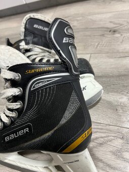 Hokejové brusle Bauer 35 - 2