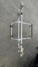 Nosič kol Thule - 2