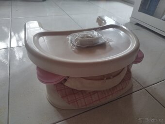 Cestovní jídelní židlička - 2