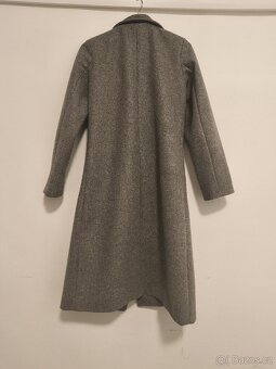Elegantní šedý kabát vel. M - 2