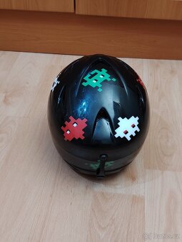 Dětská lyžařská helma Uvex - 2