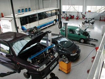 Pronajmu část autoservisu - 2