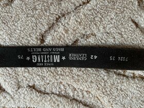 Kožený opasek Mustang - 2