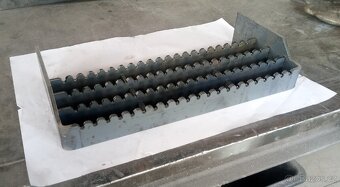 Schodky (stupačky) na Zetor UŘI - 2