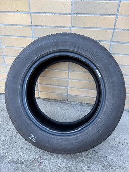 Letni pneu Goodyear EfficientGrip 215/60 r16 - 2