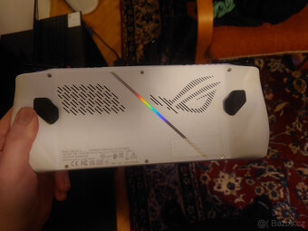 ASUS ROG Ally (AMD Z1 Extreme) - 2