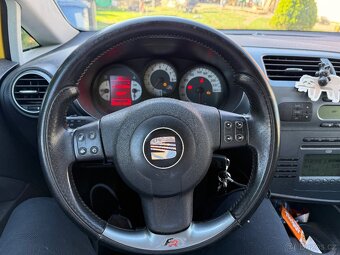 Seat RF - 2