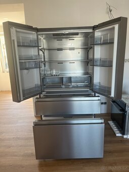 Americká lednice Hisense RF749N4SWSE - 2