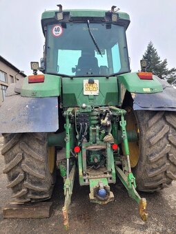 Traktor John Deere 8100 - 2