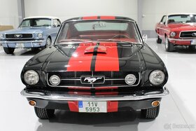 Mustang Fastback V8, V ČR - 2