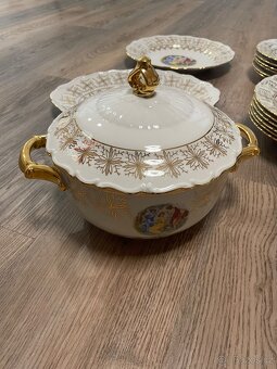 Karlovarský porcelán tři grácie 2370 - 2