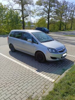 7 míst Opel Zafira B 1.6. 16V 85kW benzin rv 2009 naj 219tkm - 2