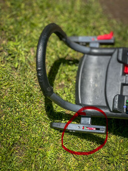 Protisměrná a posměrná autosedačka Klippan Triofix Recline - 2