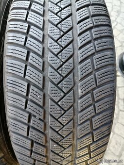 235/55/18 zimni pneu PIRELLI a VREDESTEIN 235/55 R18 - 2