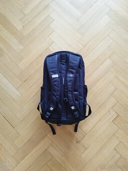 North Face - Batoh Jester - 2