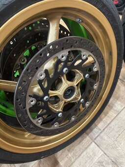 Kotouce na Yamaha R1 09-14 - 2