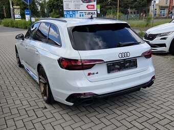 Audi RS4 COMPETITION PLUS KARBON B&O V-MAX - 2