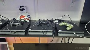 Prodám PS4,Slim a Pro - 2