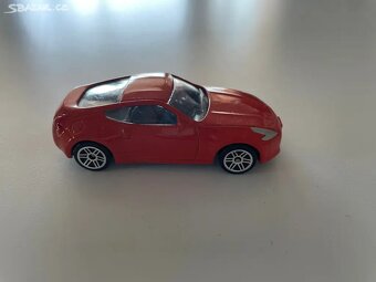 Kovové autíčko Nissan - 2