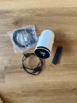 Projektor HY300 - 2