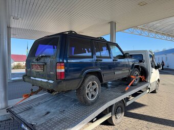 Náhradní díly Jeep Cherokee XJ 2.5tdi - 2