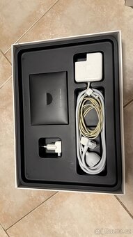 MacBook Air 13” (2017) – Intel i5, 8GB RAM, 128GB SSD, macOS - 2