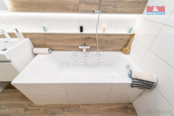 Prodej bytu 3+1, 64 m², Ostrava, ul. Podroužkova - 2