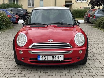 Mini Cooper One R50 1.6 85kW Najeto 105tis Klima ALU kola - 2