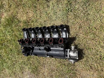 Sání s egr ventilem bmw e90/91/92 e60/61 m57 - 2