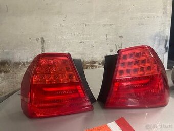 Bmw e90 lci kufr+světla - 2
