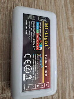 Mi-Light controler LED pásku RGBW - 2