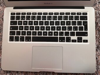 Apple MacBook Air - 2