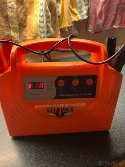 Nabíječka autobaterie Sharks 290 start - 2