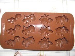 Silikonová forma na pralinky-Dinosauři - 2