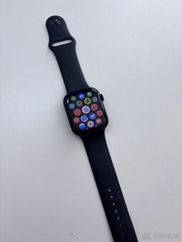 Apple watch series 7 45mm - 93% baterie - 2