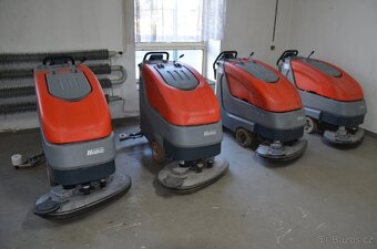 PRODÁM Podlahový mycí stroj repasovaný Hakomatic B90 - 2