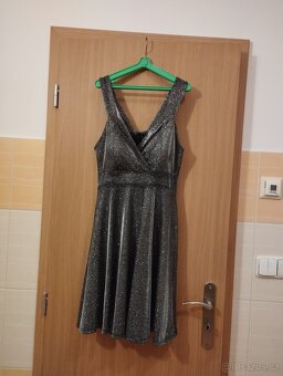Nové šaty s visackou vel.m,L - 2