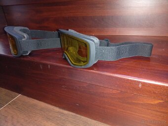 Dětské lyžařské brýle Decathlon Wedze G100 S1 - 2