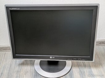 LG Flatron
FLATRON L203WT-BF - 2
