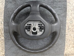 Prodám kožený volant Peugeot (č.102) - 2