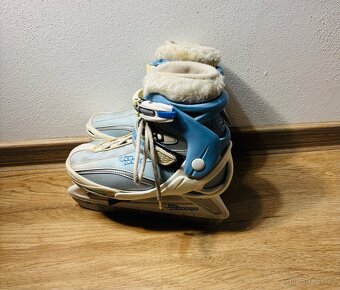 lední brusle Crowned Princess (32-35 EU) - 2