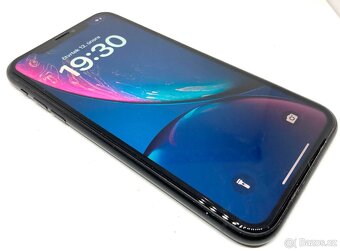 iPhone Xr 64GB Black, nová baterie 100% - 2