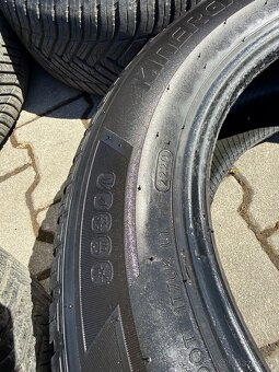 Celoroční pneu 205/60 r15 - 2