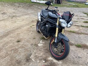 Triumph speed triple 1050 - 2