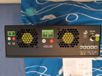 Solární regulátor a měnič 24V/2400W - 2