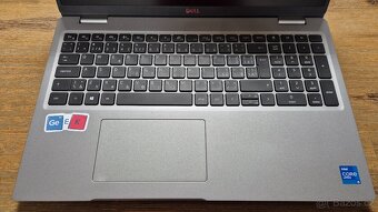 Dell Latitude 5520 - 2