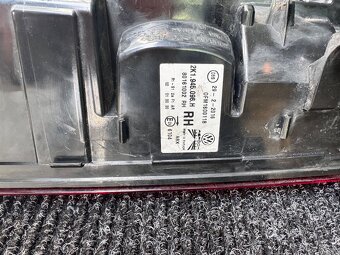 Zadní světlo pravé VW caddy 2016 - 2