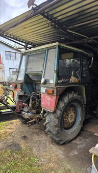 Zetor 5718 s vlekem a příslušenstvím - 2