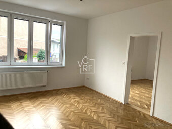 Pronájem bytu 3+kk, 75m2, po kompletní rekonstrukci - 2